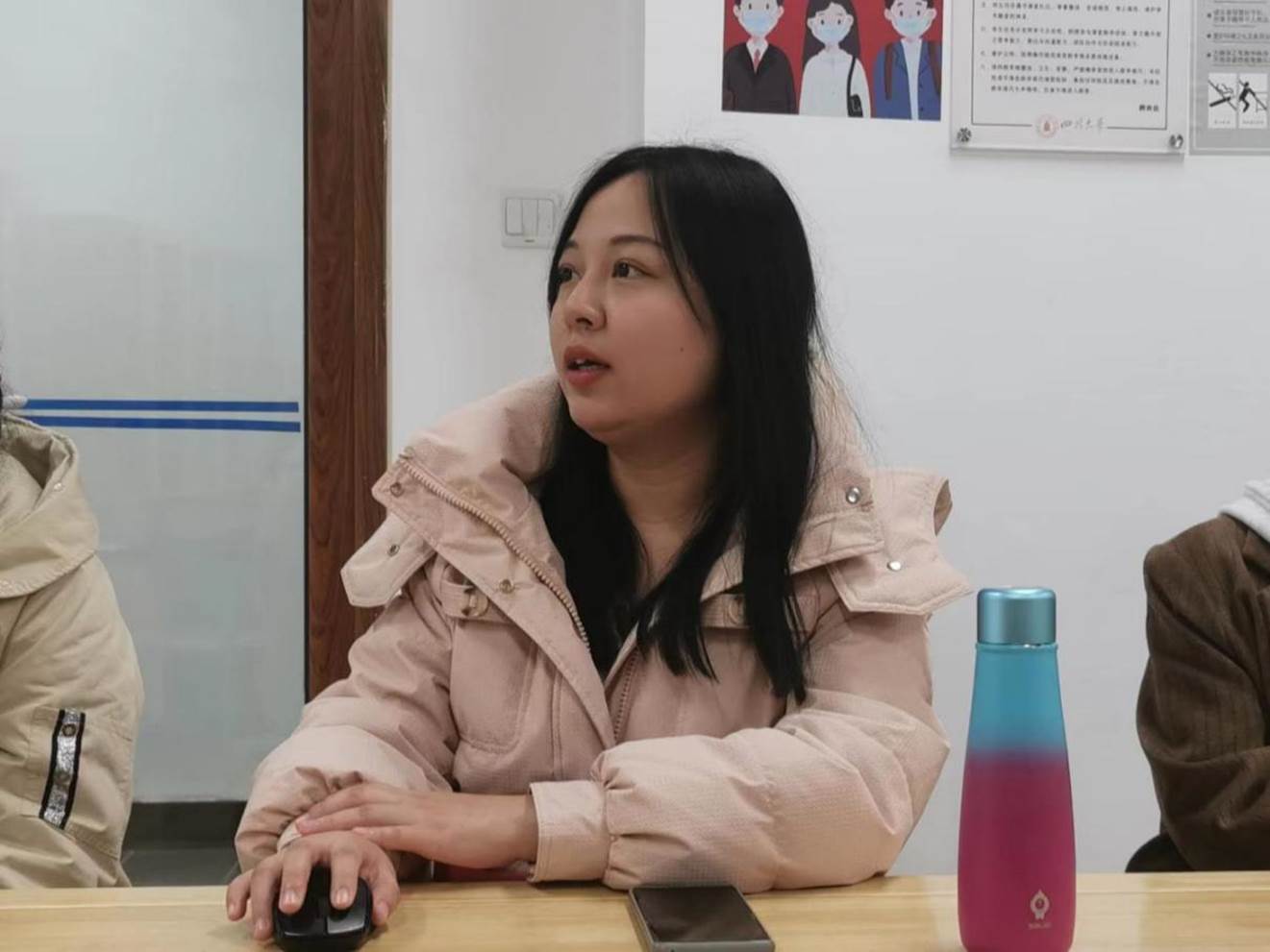 a漫
王熙央同学做专题分享